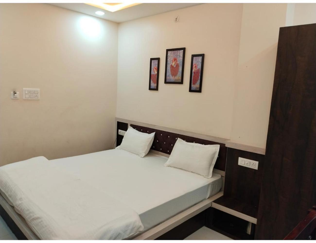 Hotel Dazzle, Jodhpur จ๊อดปูร์ ภายนอก รูปภาพ